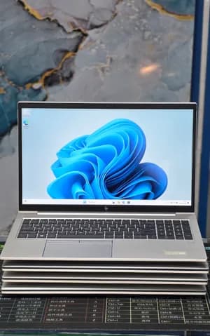 Hp elitebook 850 G8 512GB 16GB 15.6-inch