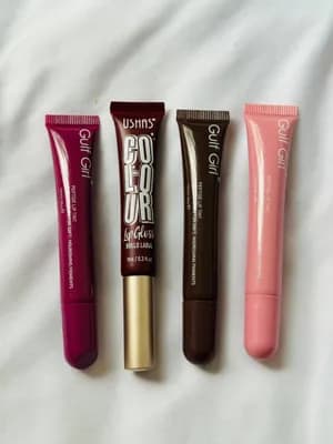 Tinted lipgloss