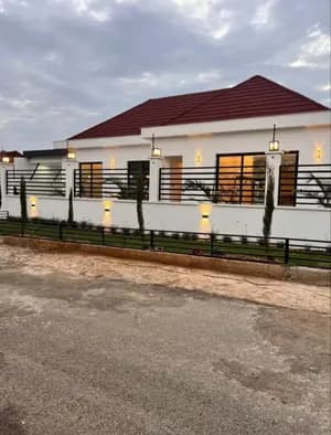 Modern 4 Bedroom Villa in Tafo