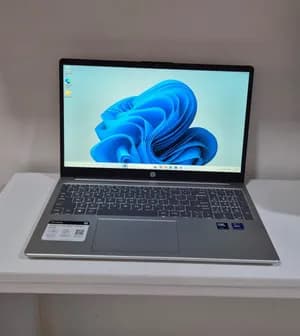 HP Ultra 7 16GB 1TB Laptop