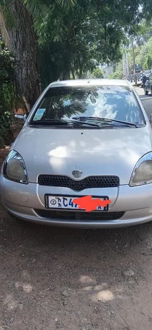 Toyota Vitz 2001 1.0L
