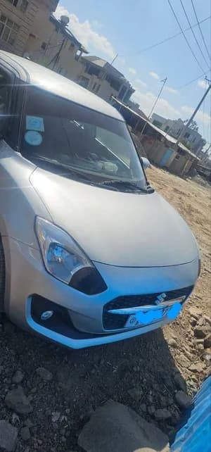 Suzuki Swift 2022 Full Option