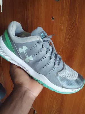 Under Armour Shoes Size 40.5