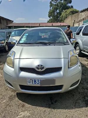 Toyota Yaris Compact 2010 1.0cc used