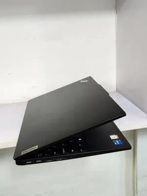 Lenovo Thinkpad E16