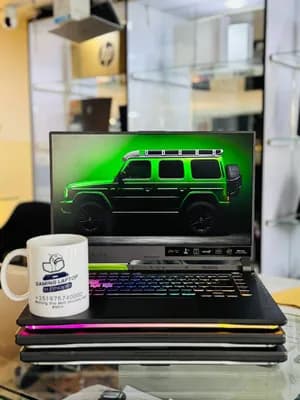 ASUS ROG STRIX 15.6 16GB 512GB