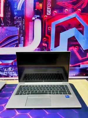 HP EliteBook 840 G8 i7