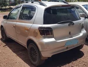 Toyota VitZ 2001