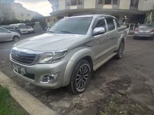 Toyota Hilux Double Cab 2013