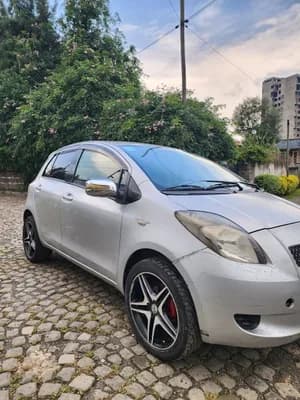 Toyota Yaris Compact 2006