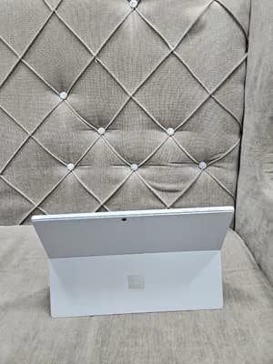 Microsoft surface Pro 6 8th generation