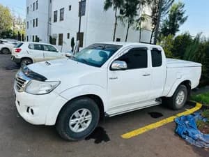 Toyota Hilux Pickup 2013