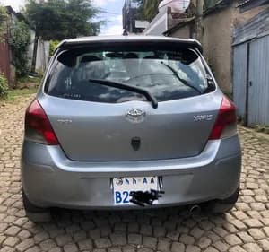 yaris compact