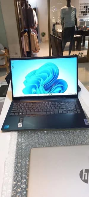 Lenovo IdeaPad 3i 15.6-inch Laptop