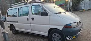Toyota Hiace Van 2000 Model