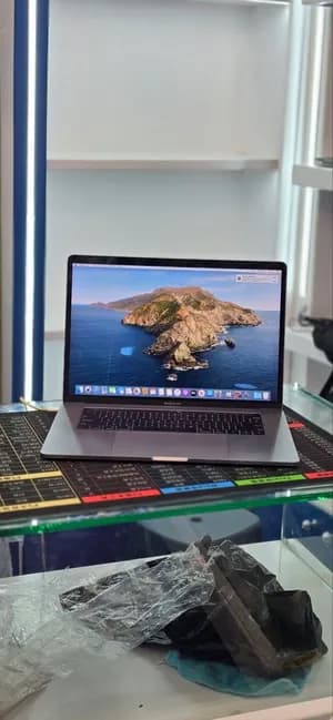 Apple MacBook Pro 15-inch 2018