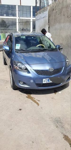 Toyota Yaris Belta 1.0L 2010