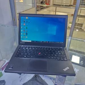 Lenovo ThinkPad X240 Laptop