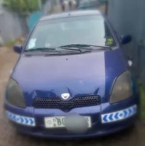 Toyota Vitz 2001