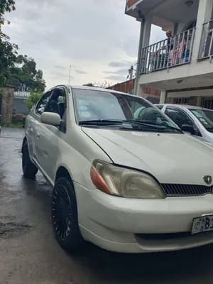 Toyota Platz 2002 Automatic
