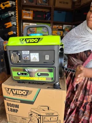 VIDO Portable Generator 800W