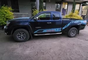 Toyota Tacoma 2014 2.7L 4 wheel Drive