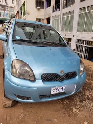 Toyota Vitz 2002
