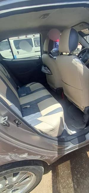 TOYOTA VITZ 2001