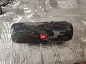 JBL Flip 5 20W RMS used