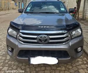 Toyota Hilux Revo 2.4L 4WD 6-Speed Manual used