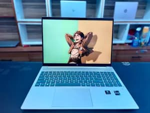 HP Pavilion Plus 16 i5 16GB 1TB