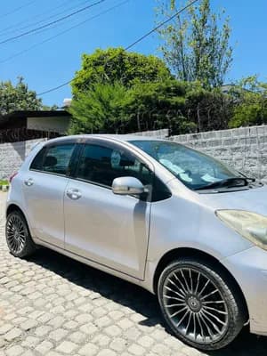 Toyota Yaris Compact 2010