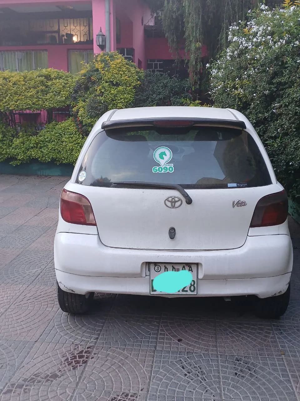 Listing photo 2