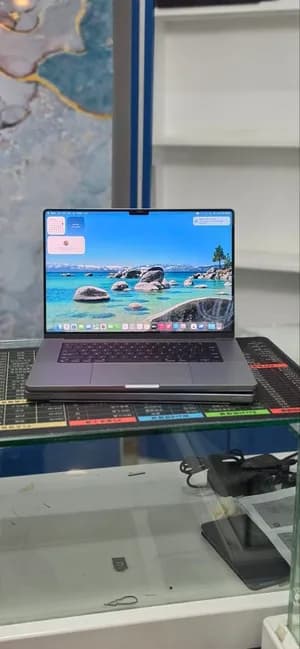 Apple MacBook Pro M1 Max 16-inch