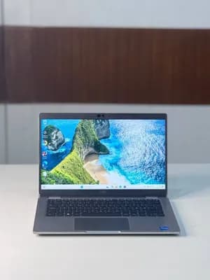 Dell Latitude 5330 16GB 512GB