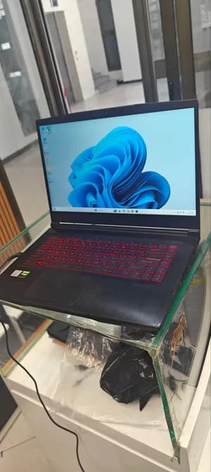 MSI Gaming Laptop i7 RTX 3060