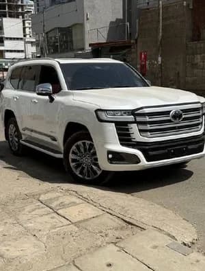 Toyota LandCruiser V6 Hybrid