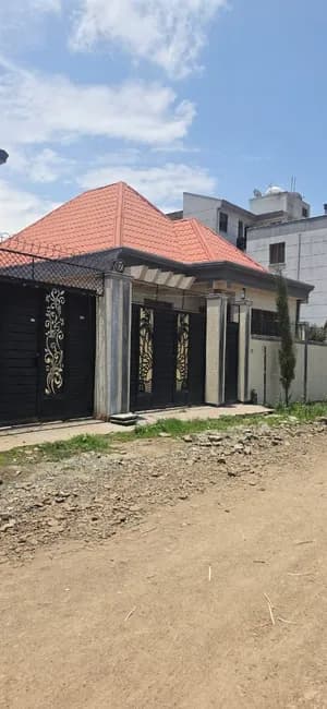 200 Sqm Villa House in Ayat