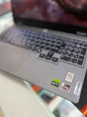 Lenovo LOQ 15.6 512GB