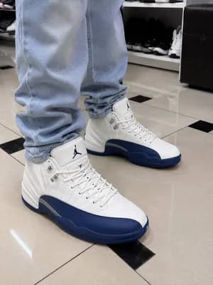Jordan 4 Retro Cool Grey