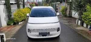 Hyundai Staria Hybrid 2025