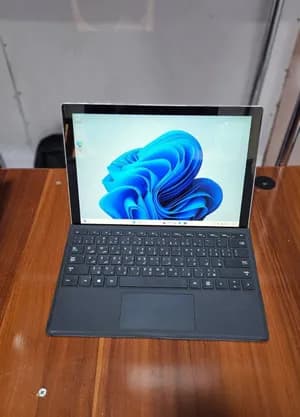 Microsoft Surface Pro 7