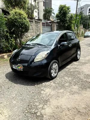 Toyota Yaris Compact 2010