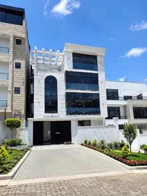 ዘመናዊ G+3 ቪላ ሰሚት