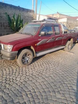 Toyota Double Cab Pickup 2000