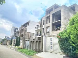G+3+ቴራዘ ፊኒሺንግ የቀረው መኖርያ ቤት