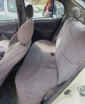 Toyota Platz 2001