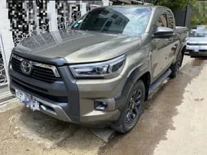 Toyota Invincible King Cab 2021