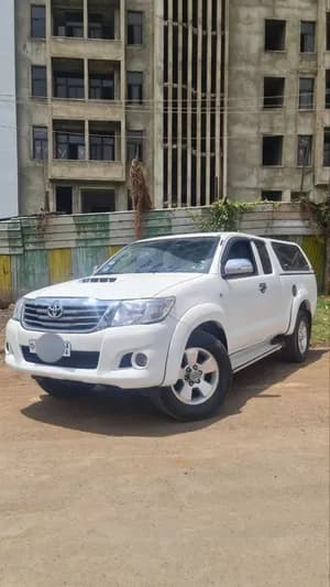 Toyota Hilux Pickup 2013