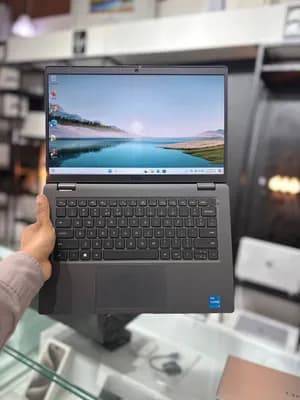 Dell Latitude 3440 Laptop
